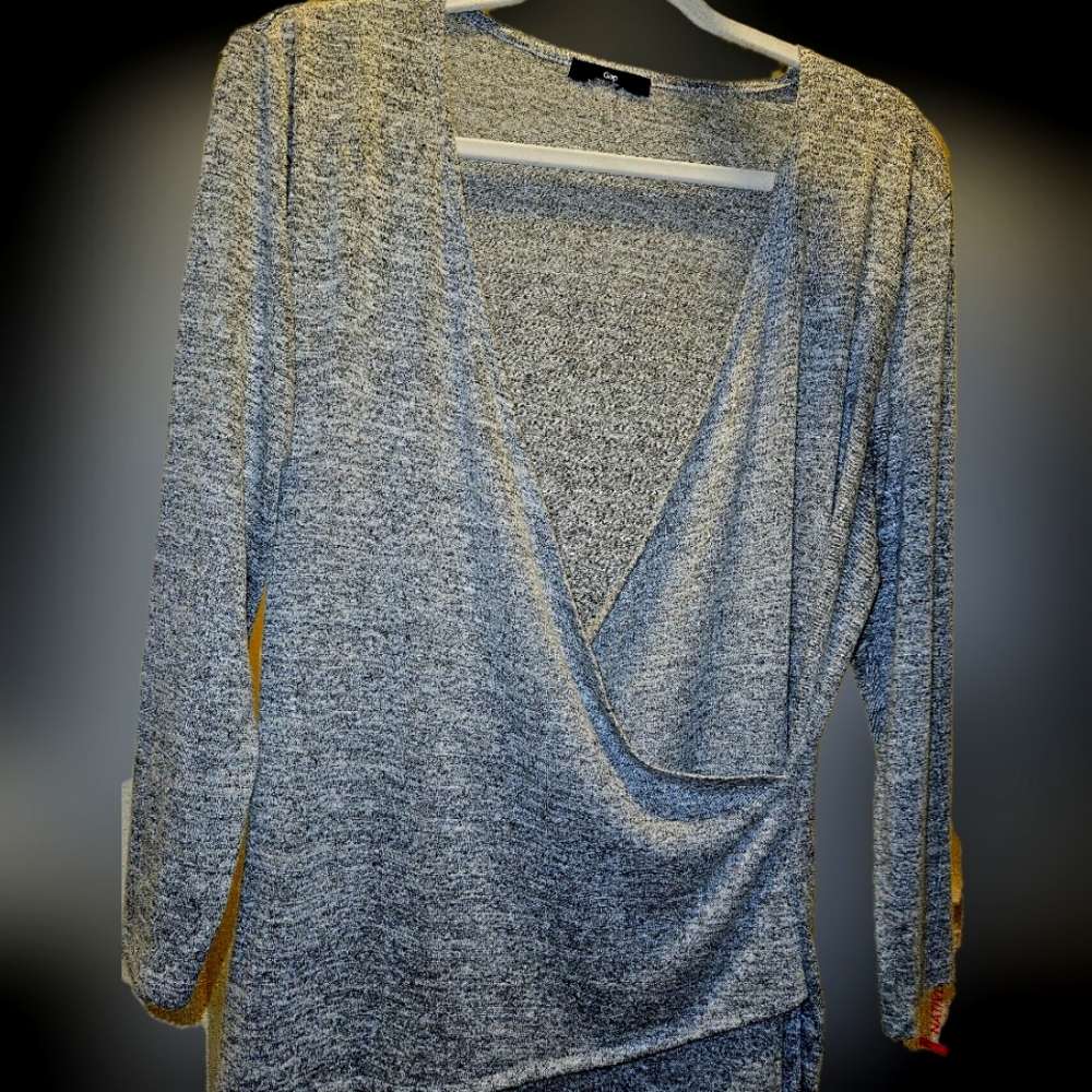 GAP Gray V-Neck Wrap Top